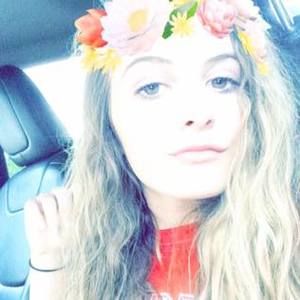 Meet your Posher, Kailey